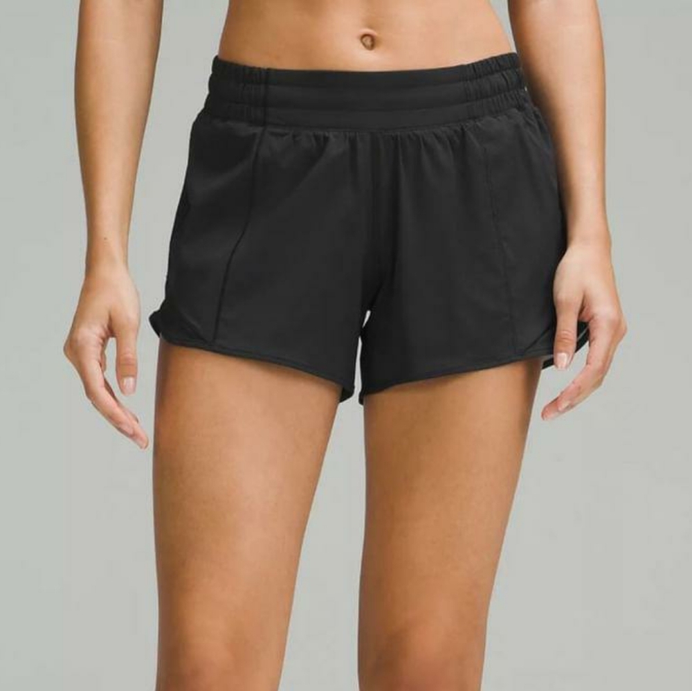 Lululemon Black Hotty Hot shorts size 2 4 inch inseam